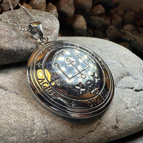 Load image into Gallery viewer, Archangel Raphael Sigil Pendant, Angel Necklace, Spiritual Jewelry, Kabbalah Necklace, Guardian Angel, Recovery Jewelry, Protection Charm
