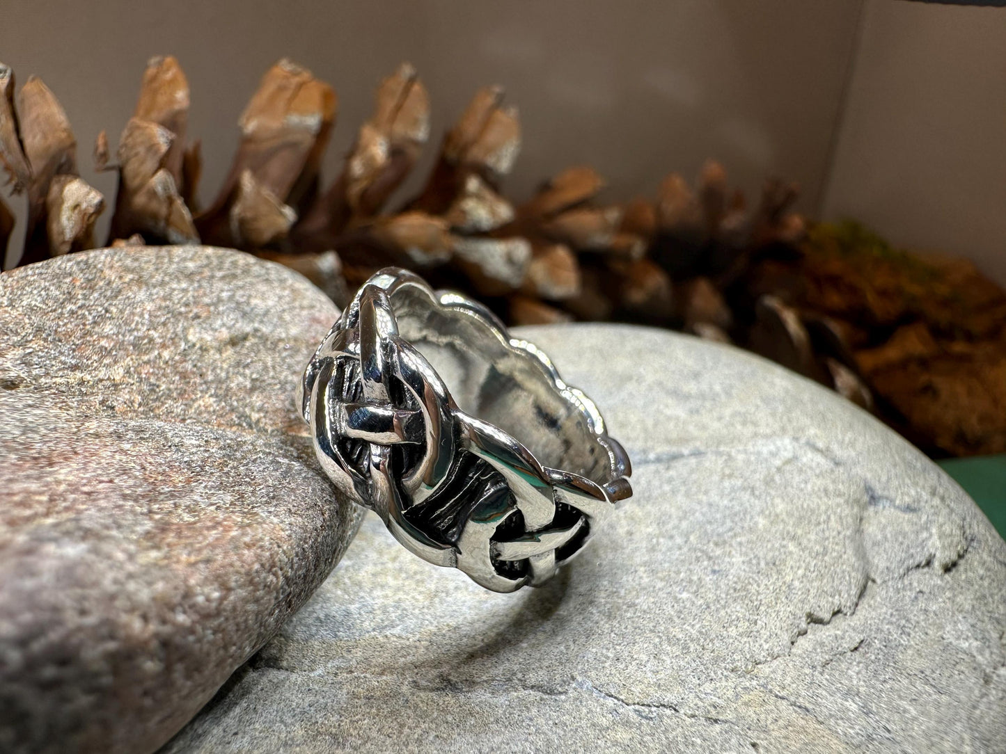 Celtic Ring, Irish Wedding Ring, Silver Scottish Ring, Large Irish Ring, Promise Ring, Anniversary Gift, Wedding Band, Ireland Gift