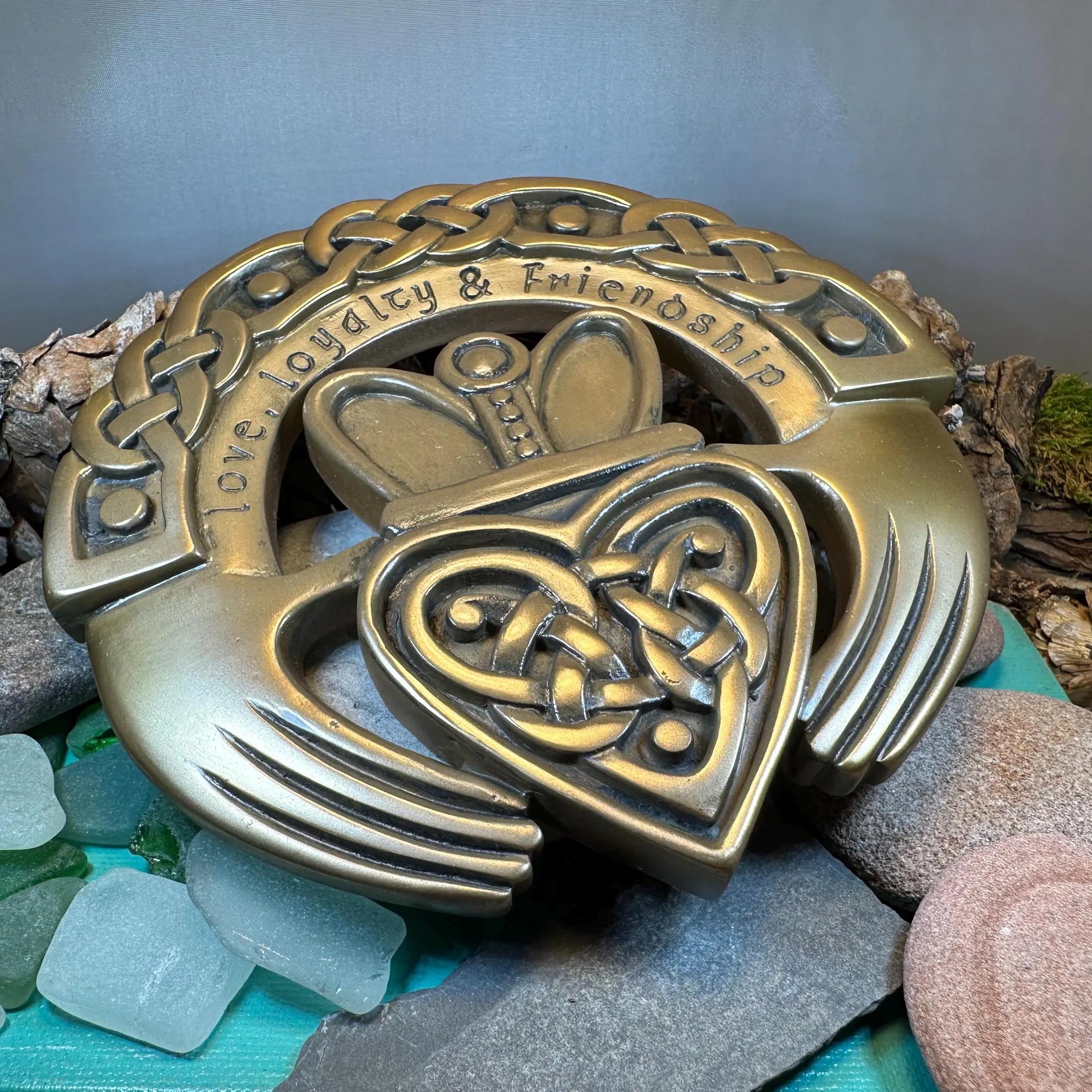 Irish Cladagh Wall Plaque — view 3