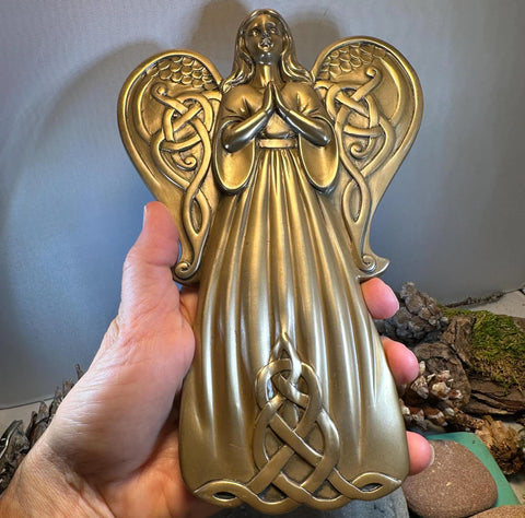 Load image into Gallery viewer, Celtic Angel Wall Plaque
