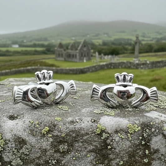 Fíorghrá Claddagh Cufflinks for Men