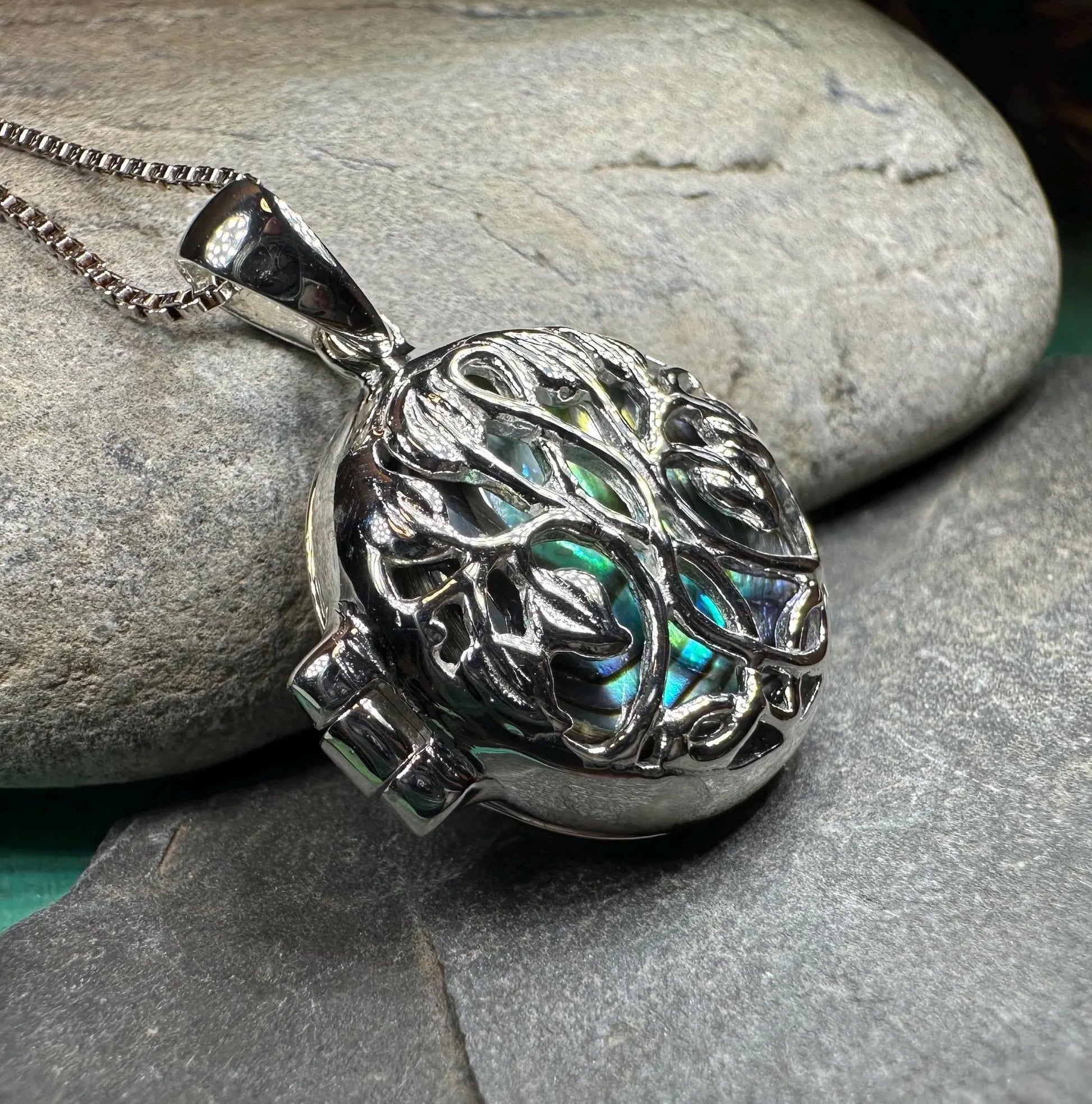 Ceangailte Celtic Tree Locket Necklace — view 9