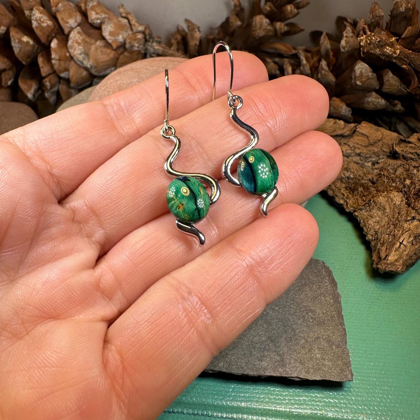 Celtic Knot Earrings, Scotland Jewelry, Heathergem Earrings, Outlander Jewelry, Celtic Jewelry, Irish Jewelry, Wiccan Jewelry, Heather Gem