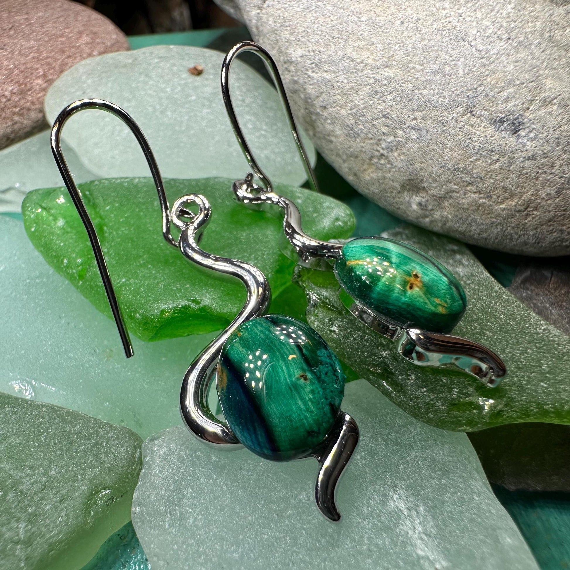 Celtic Knot Earrings, Scotland Jewelry, Heathergem Earrings, Outlander Jewelry, Celtic Jewelry, Irish Jewelry, Wiccan Jewelry, Heather Gem