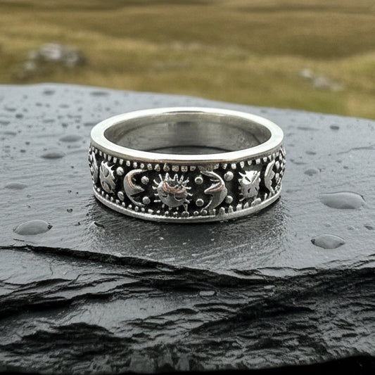 Crescent Moon Ring, Astronomy Ring, Celestial Ring, Outer Space Jewelry, Sun Ring, Science Lover Gift, Wiccan Jewelry, Boho Ring, Mom Gift