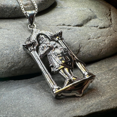 Load image into Gallery viewer, Templar Knight Necklace, Medieval Jewelry, Templar Cross Pendant, Men's Pendant, Spiritual Jewelry, Celtic Jewelry, Soldier of Christ
