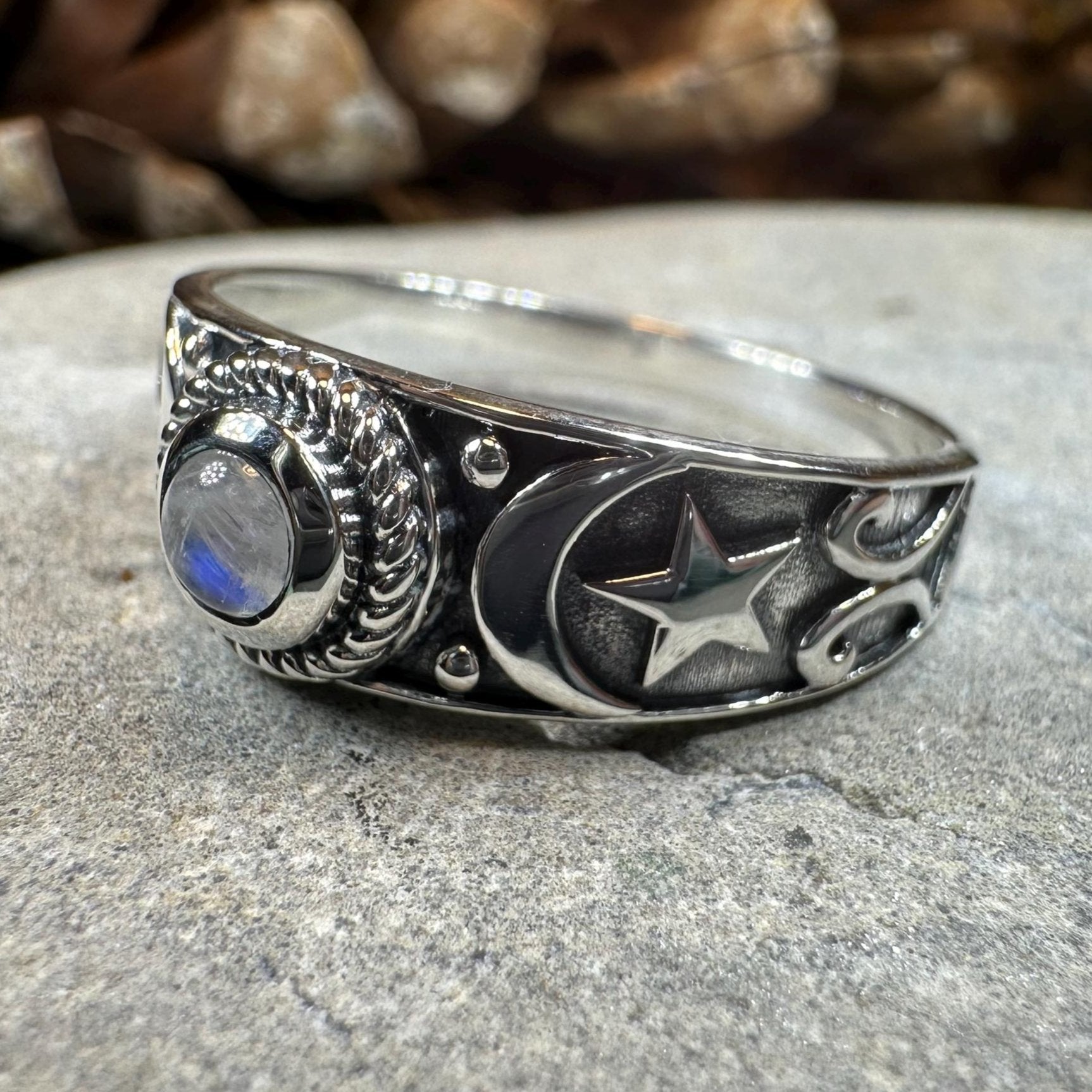 Locasta Crescent Moon & Stars Ring in Sterling Silver – Celtic
