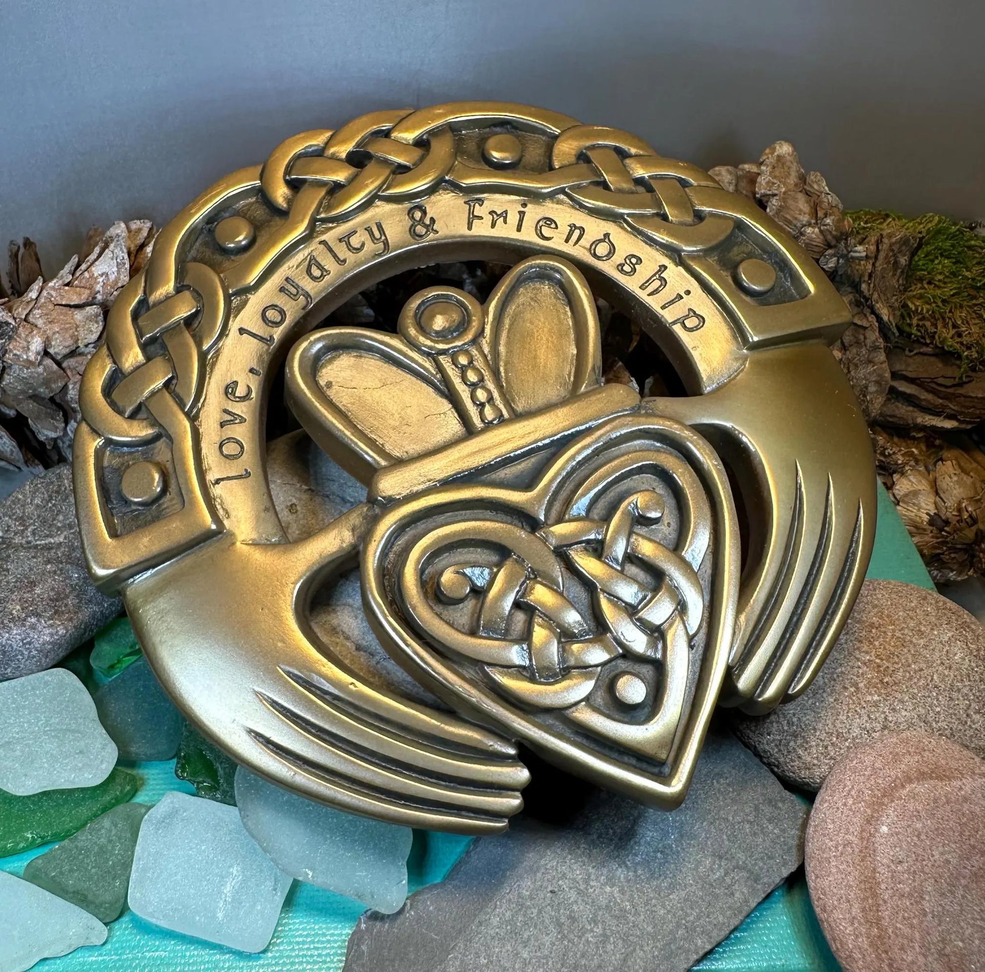 Irish Cladagh Wall Plaque — view 6