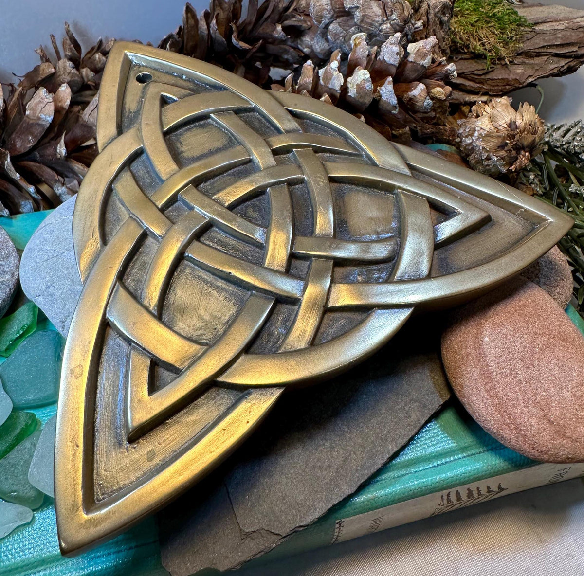 Triquetra Wall Plaque — view 10