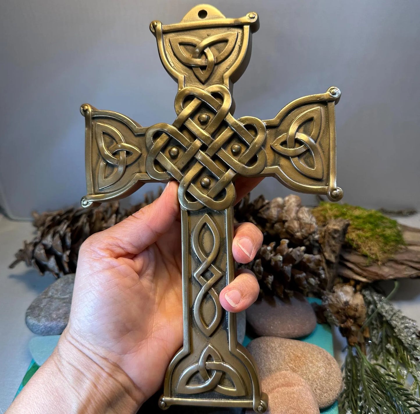 Love Knot Celtic Cross Wall Plaque — view 7