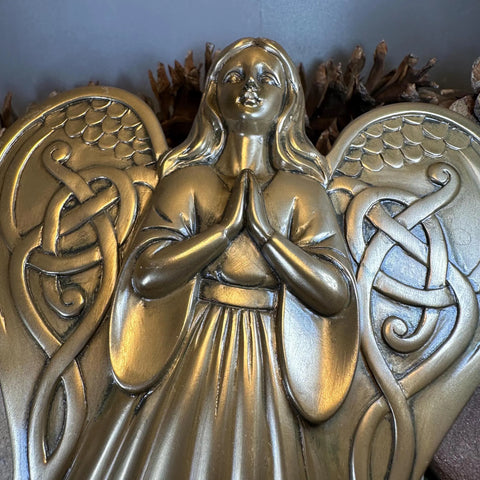 Load image into Gallery viewer, Celtic Angel Wall Plaque
