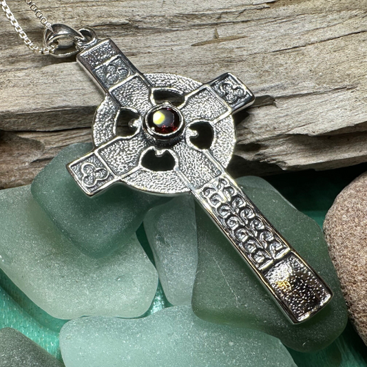 Gibrian Celtic Cross Necklace in Sterling Silver — view 6