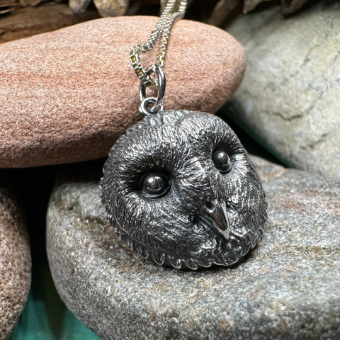 Load image into Gallery viewer, Moonswept Owl Necklace
