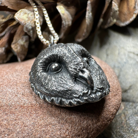 Load image into Gallery viewer, Moonswept Owl Necklace
