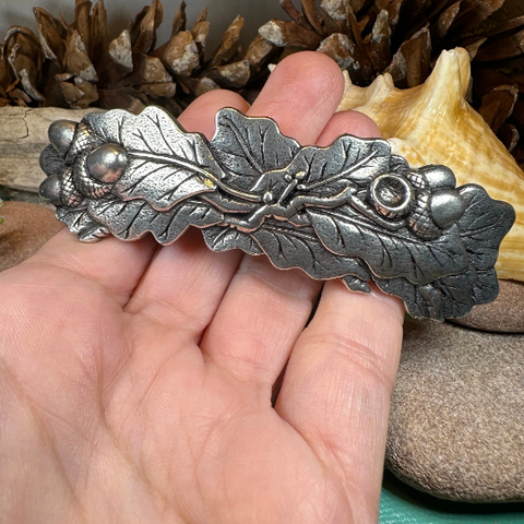 Load image into Gallery viewer, Oak Leaf Hair Clip
