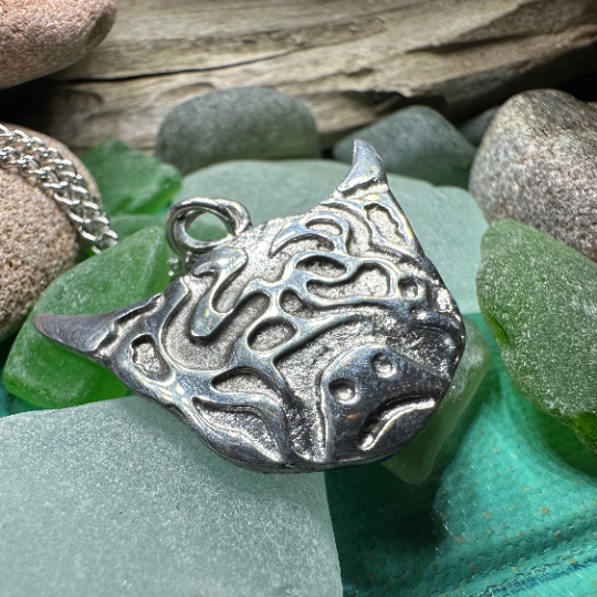 Hamish Highland Cow Necklace - Handmade in Scotland — view 10