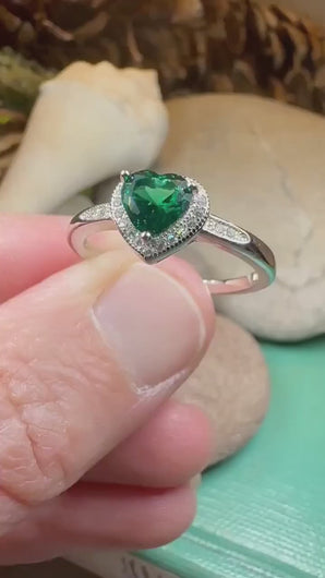Emerald Heart Ring, Celtic Jewelry, Engagement Ring, Bridal Jewelry, Ireland Ring, Promise Ring, Anniversary Gift, Girlfriend Gift, Wife