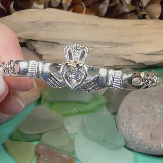 Claddagh Bracelet, Celtic Jewelry, Irish Jewelry, Ireland Gift, Bride Jewelry, Bangle Bracelet, Girlfriend Gift, Wife Gift, Anniversary Gift
