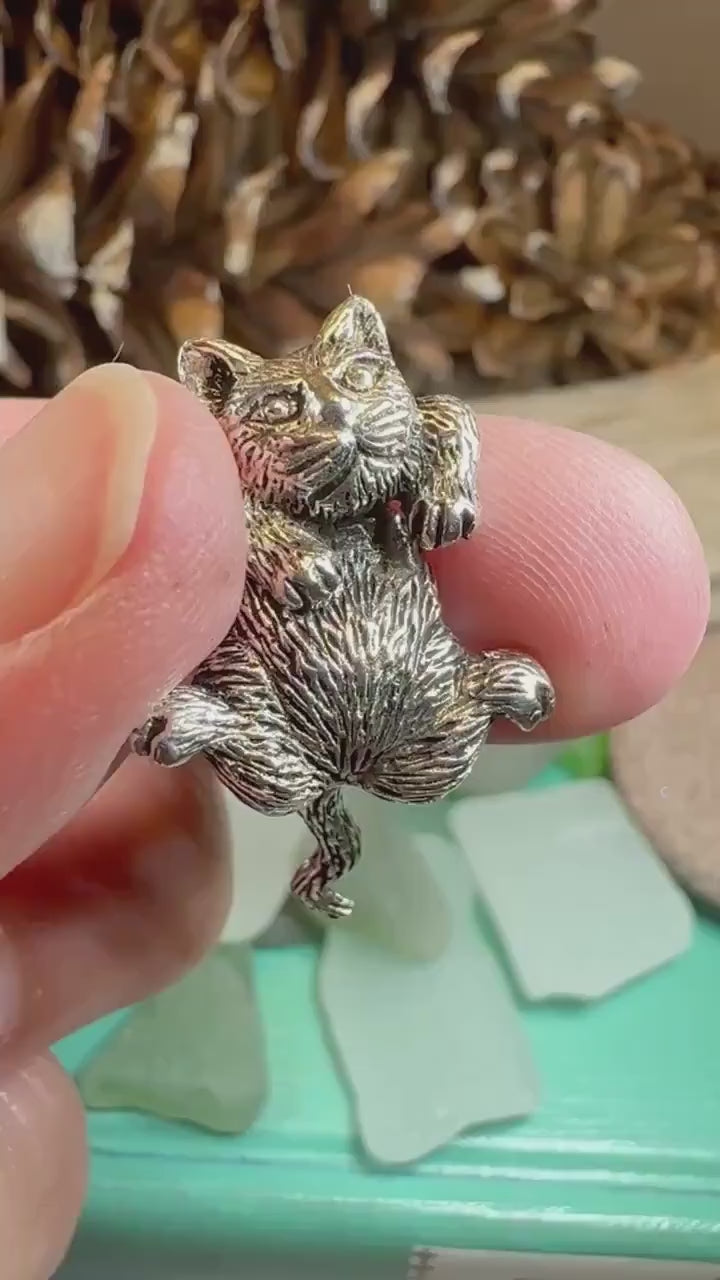 Cat Necklace, Cat Lover Gift, Nature Necklace, Cat Mom, Moveable Cat, Silver Cat Pendant, Best Friend Gift, Gift for Her, Animal Jewelry