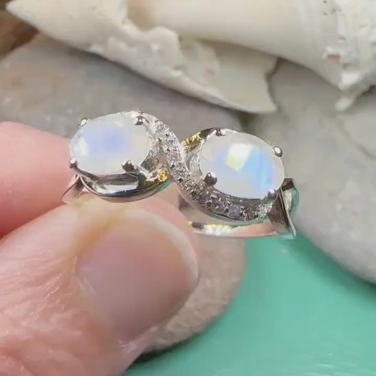 Moonstone Infinity Ring, Promise Ring, Engagement Ring, Celtic Jewelry, Anniversary Gift, Solitaire Ring, Boho Statement Ring, Cocktail Ring