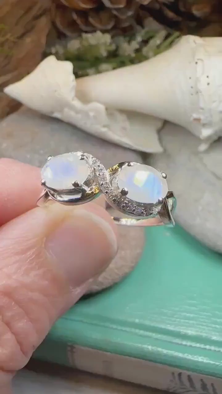 Moonstone Infinity Ring, Promise Ring, Engagement Ring, Celtic Jewelry, Anniversary Gift, Solitaire Ring, Boho Statement Ring, Cocktail Ring