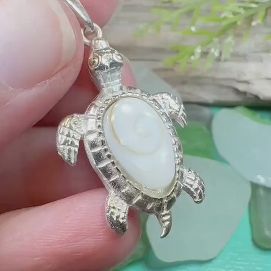 Turtle Necklace, Nautical Jewelry, Beach Lover Pendant, Shell Jewelry, Beach Jewelry, Mom Gift, Wife Gift, Sea Jewelry, Sea Turtle Necklace