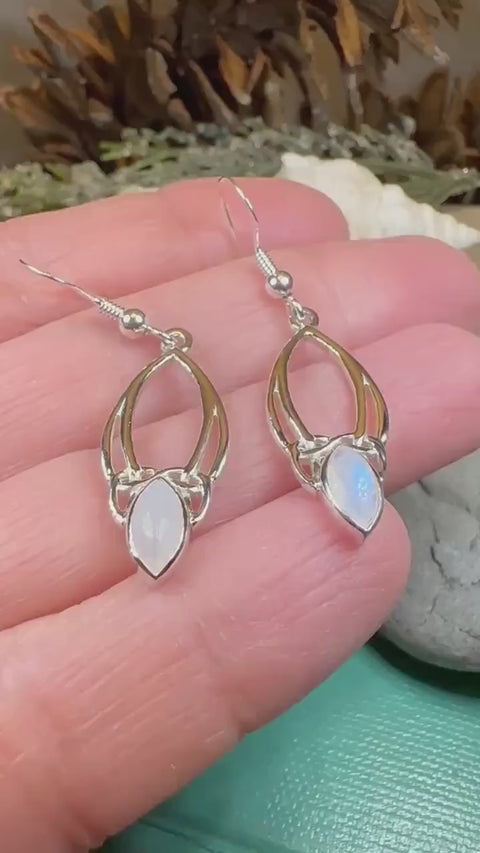 Load and play video in Gallery viewer, Trinity Knot Earrings, Celtic Jewelry, Irish Jewelry, Celtic Knot Jewelry, Bridal Jewelry, Moonstone, Scotland Jewelry, Mom Gift, Wife Gift
