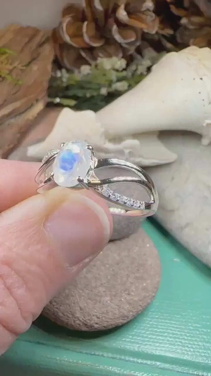 Moonstone Ring, Promise Ring, Engagement Ring, Commitment Ring, Anniversary Gift, Boho Statement Ring, Cocktail Ring, Wife Gift, Mom Gift