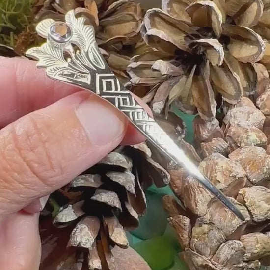 Thistle Kilt Pin, Celtic Brooch, Scotland Jewelry, Scottish Gift, Celtic Wedding, Groom Gift, Thistle Jewelry, Scarf Pin, Silver Celtic Pin