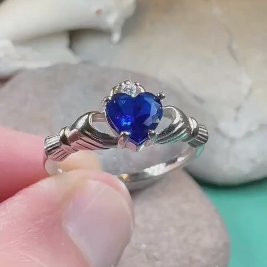 Claddagh Ring, Celtic Jewelry, Irish Jewelry, Bridal Jewelry, Ireland Gift, Heart Jewelry, Anniversary Gift, Girlfriend Gift, Wife Gift