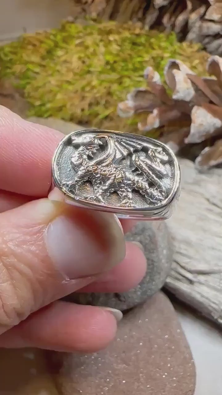 Welsh Dragon Ring, Wales Jewelry, Celtic Signet Ring, Men's Ring, Grooms Gift, Celtic Wedding, Father's Day Gift, Dragon Ring, Large Ring