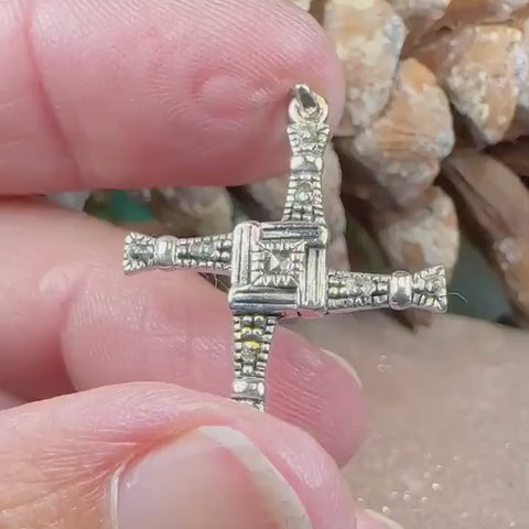 Load and play video in Gallery viewer, Marcasite Irish Saint Brigid's Cross Necklace
