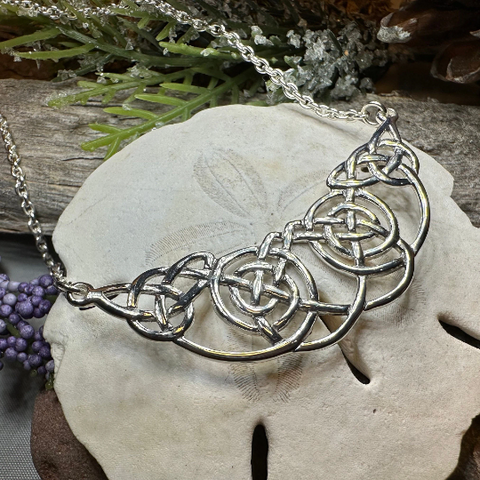 Load image into Gallery viewer, Nora Celtic Knot Necklace
