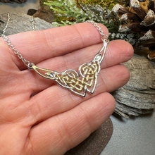 Load image into Gallery viewer, Celtic Endless Love Heart Necklace
