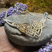 Load image into Gallery viewer, Celtic Endless Love Necklace
