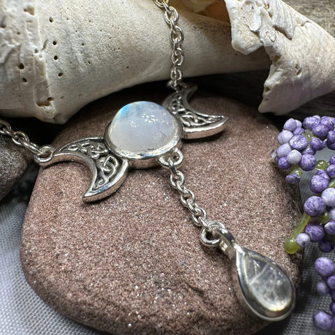 Load image into Gallery viewer, Celtic Moon Necklace in Sterling Silver
