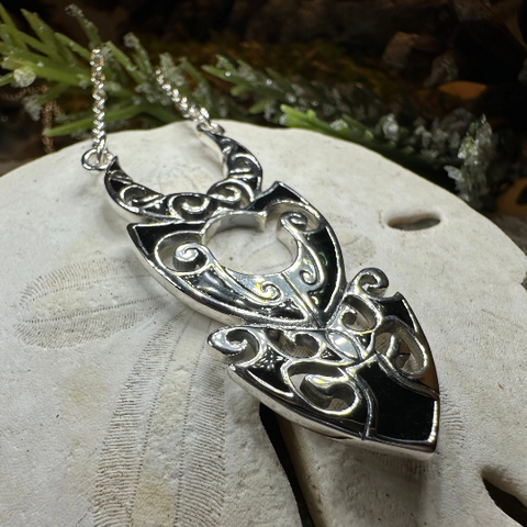 Load image into Gallery viewer, Aasta Celtic Viking Necklace
