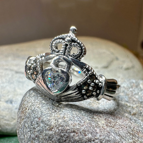 Load image into Gallery viewer, Devotion Marcasite Irish Claddagh Ring in Sterling Silver
