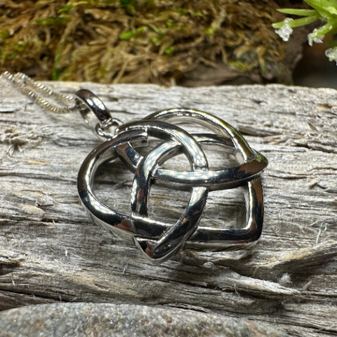 Load image into Gallery viewer, Celtic Love Knot Necklace in Sterling Silver
