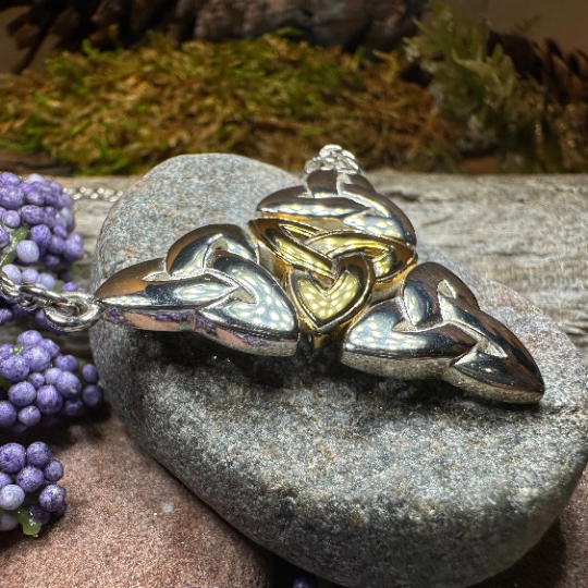 Kassity Celtic Trinity Knot Necklace in Sterling Silver