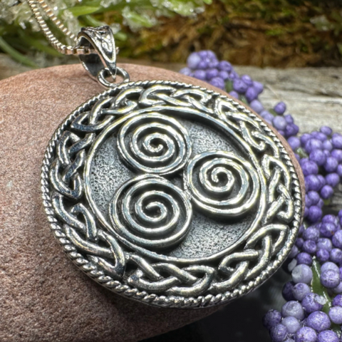 Load image into Gallery viewer, Adalgard Celtic Spiral Necklace in Sterling Silver
