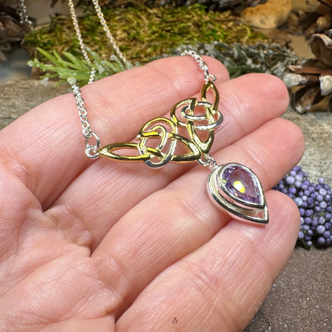 Load image into Gallery viewer, Celtic Double Knot Necklace
