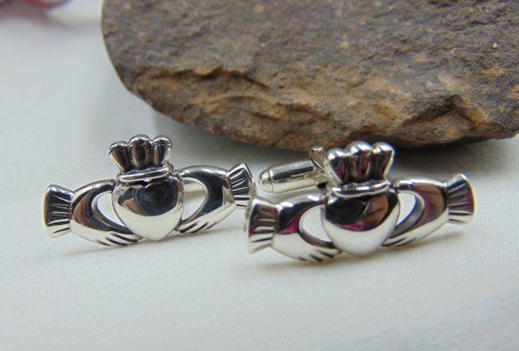 Men's Celtic cuff links.