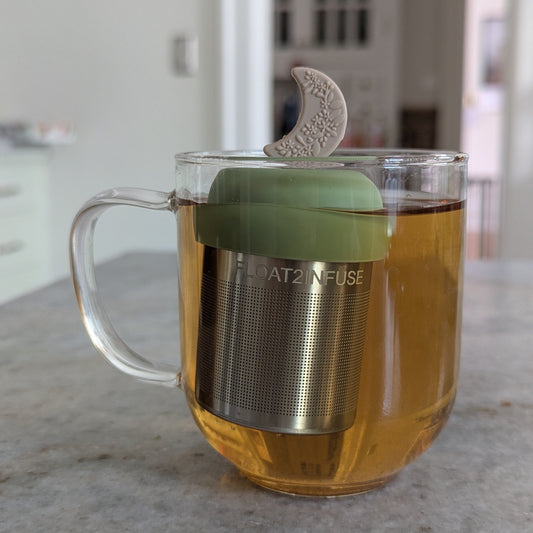 Floating Beige Floral Crescent Tea Infuser - Cute Tea Infuser for Loose Leaf Tea