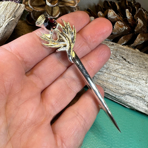 Aura Celtic Thistle Kilt Pin