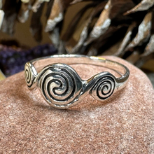 Load image into Gallery viewer, Newgrange Triple Spiral Ring

