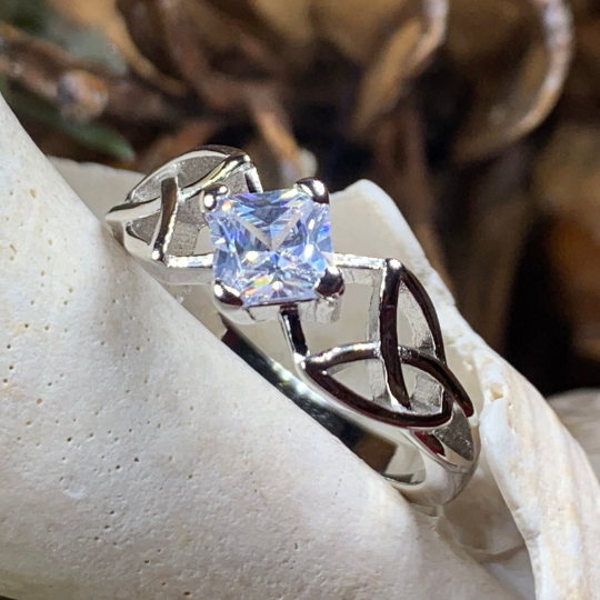 Sylvia Celtic Trinity Knot Ring — view 6