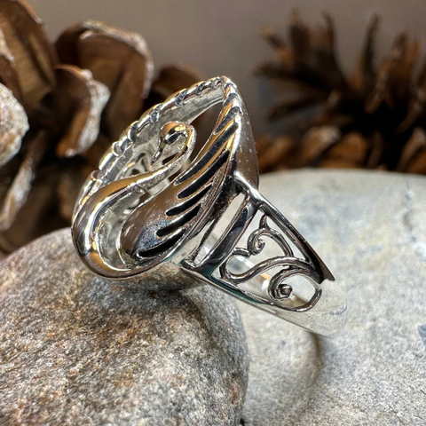 Load image into Gallery viewer, Children of Lir Swan Ring

