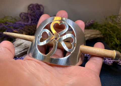 Load image into Gallery viewer, Shamrock Love Hair Slide
