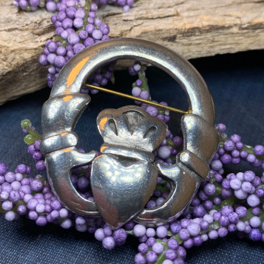 Classic Claddagh Brooch
